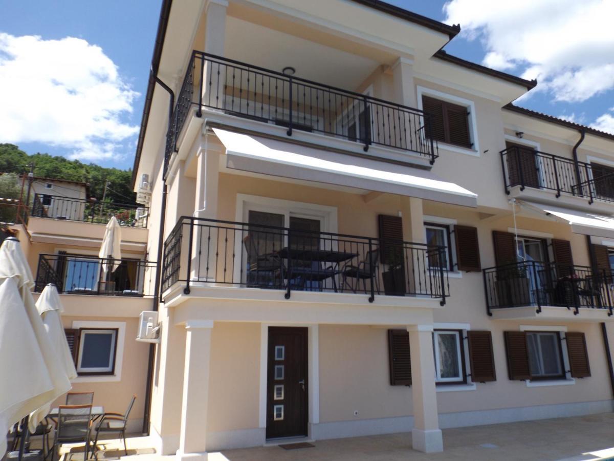 Apartments Villa Elma Mošćenička Draga Exteriör bild