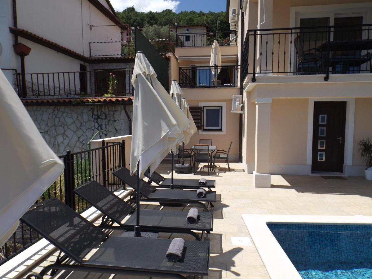 Apartments Villa Elma Mošćenička Draga Exteriör bild